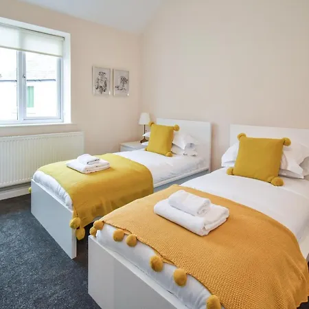 The Ascot -free On Site Parking York