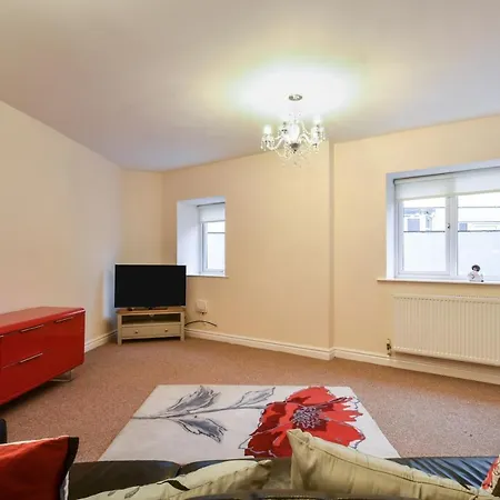 Holiday home The Ascot -free On Site Parking
